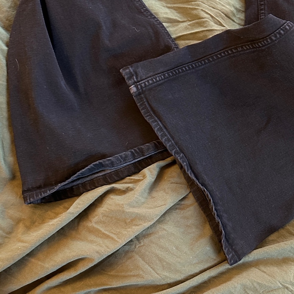 High-rise Black Flared Pants - Picture 6 of 10